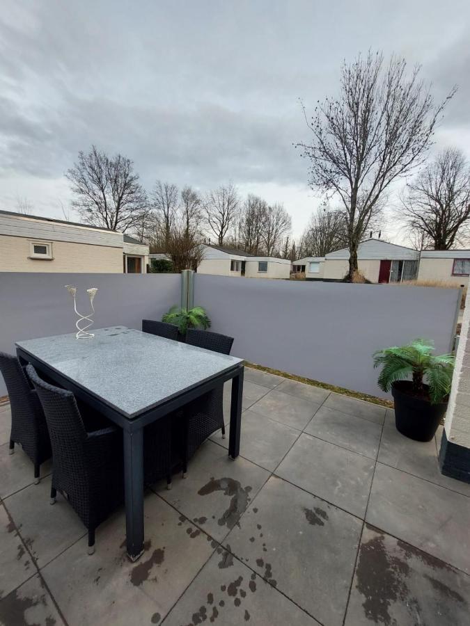 Casa Della Nonna Bungalow 2 Simpelveld Exteriör bild